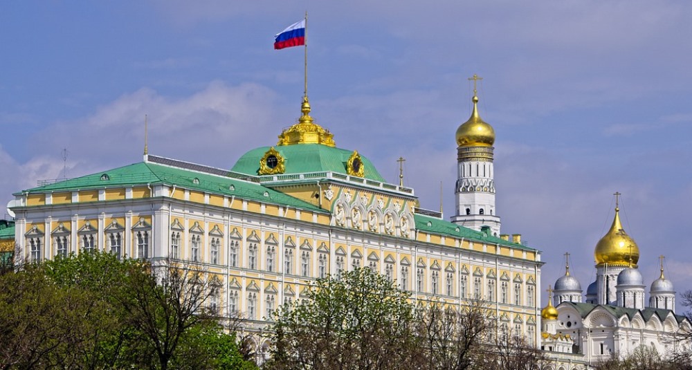 Rusia paralajmeron vendet e BE per nderprerje te furnizimit me gaz